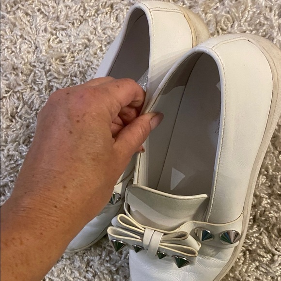 Michael Kors Collection White Loafers with Studded Bow size 9 - Picture 4 of 6